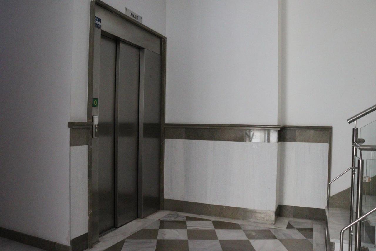 Centrico Piso Para 4 Al Lado Del Jardin Botanico Granada Exterior foto